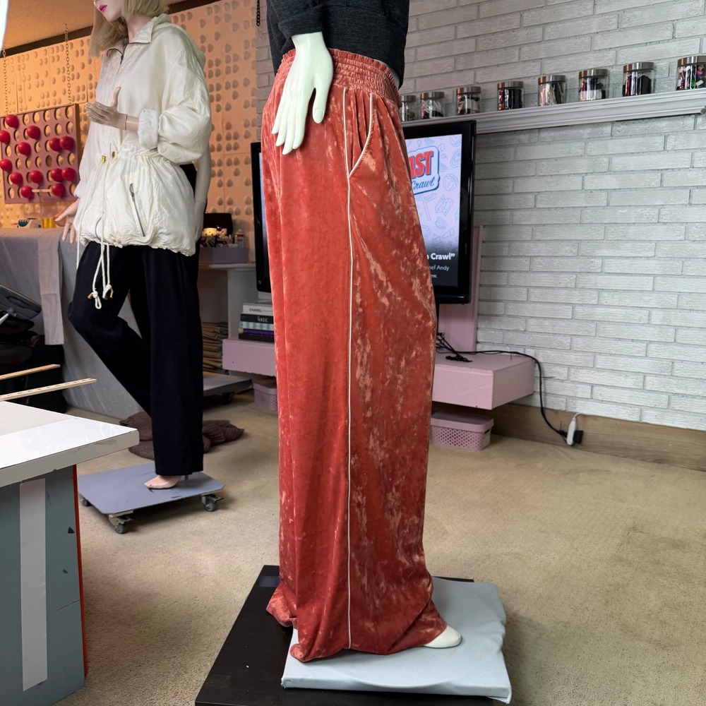 Aerie Wide Leg Pants Peach Crushed Velvet Athleisure Dopamine Sporty Spice XL - Picture 2 of 7